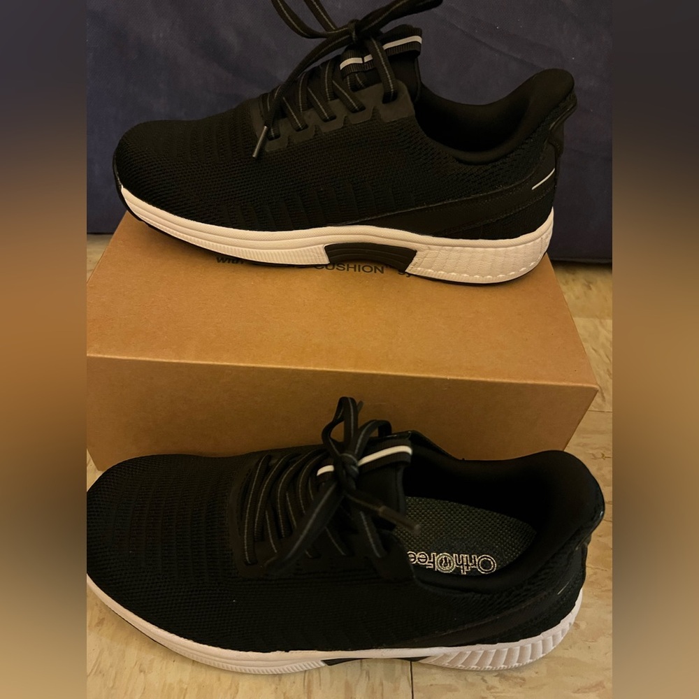 Women's Lightweight Black Knit Athletic Sneakers - Trainer. Size 6.5 Wide - Picture 3 of 7